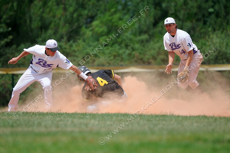 NIKON D300S - 300.0 mm f/4.0