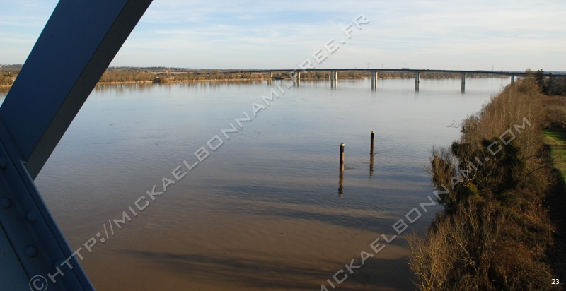 Pont de la Dordogne depuis le pont Eiffel