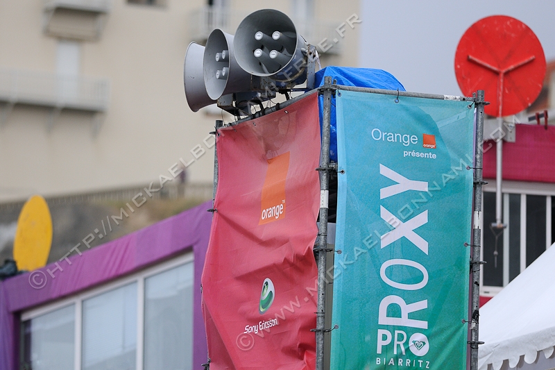 NIKON D300S - 300.0 mm f/4.0