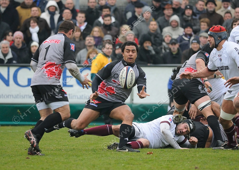 NIKON D300S - 300.0 mm f/4.0
